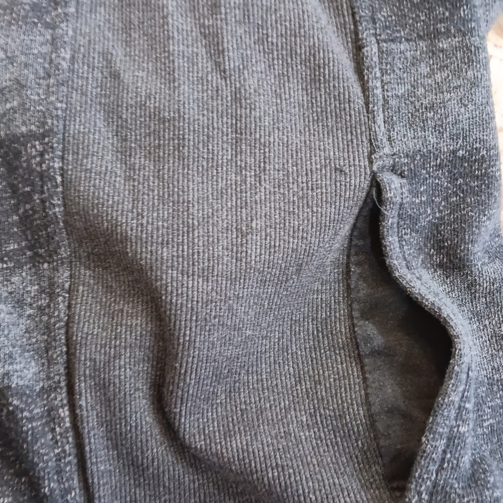 Large Mens Hurley Pullover Sweater - Picture 8 of 9